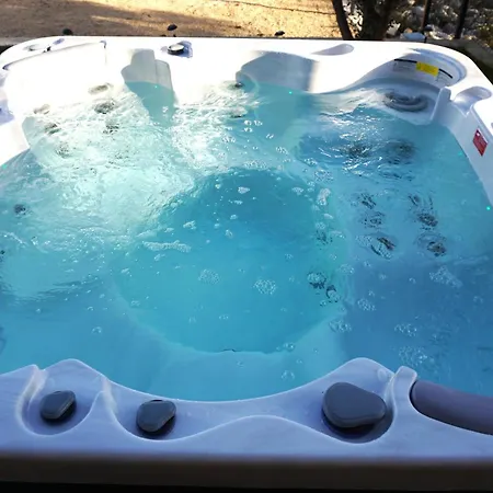 Casa Mia With Pool And Private Jacuzzi - Barrierefrei - Premiumholidays -